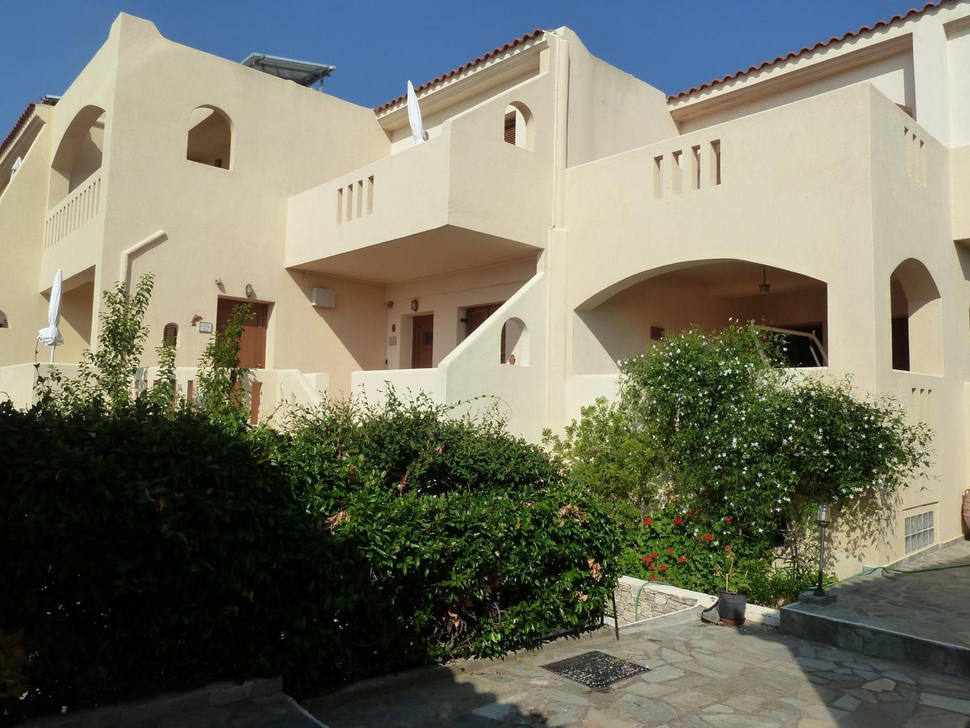 Milia Bay Hotel Apartments Room photo